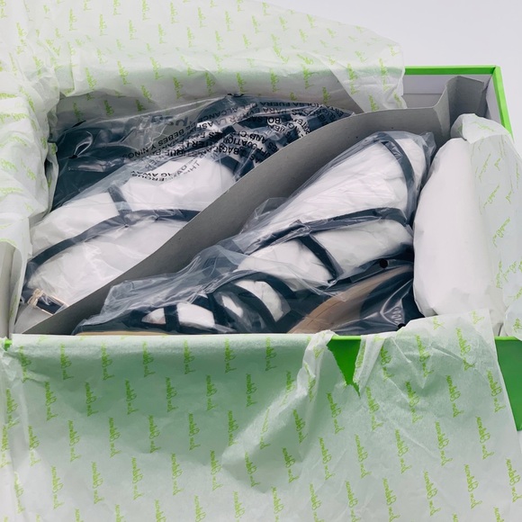 Sam Edelman Doffodil Suede Black Sandals - Picture 11 of 11